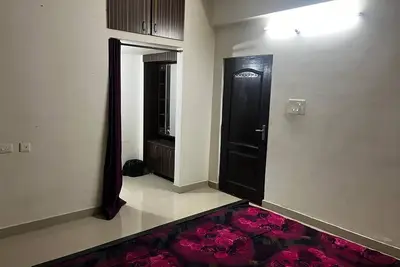 Image de Grand City Retreat 3 Bhk Balcony Bliss in Manikonda. Heart of the city.