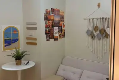 Image de ✨ Bienvenue à Casa Sheridan ✨ Votre escapade douillette au cœur du métro 🌿 Whet