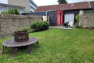 Image de Maison Entierement  Equipee Wifi/Centre Ville. Gare / Parking Privee/ Box Velos