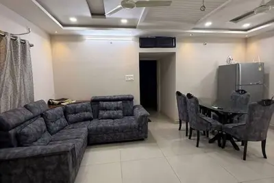 Image de Luxury 2 Bhk Apartment in Prime Location – Fully Furnished & Move-In Ready!