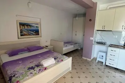 Image de Olympia Cozy Room with a Big Balcony