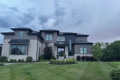 Image de Westfield 6br Estate -Sauna, Saltwater Pool, Hot Tub, Gym Near Chatham Hills Gc