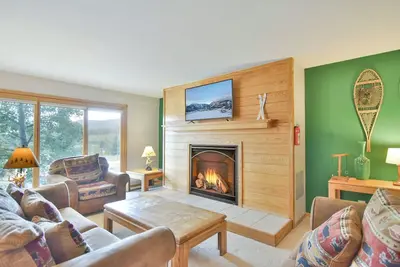 Image de Timber Ridge Retreat - Pool, Hot Tub, Sauna + More!