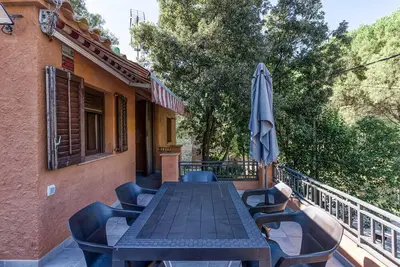 Image de Appartement 'Casa En Albanyà' avec vue sur la montagne, terrasse privée et Wi-Fi