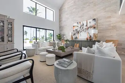 Image de Beach Front- New Villa -  for 12 guests -4 rooms. Fully equiped