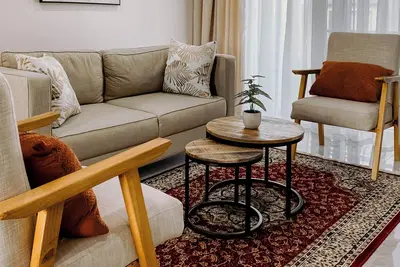 Image de 2-bedroom apartment in charming Gaborone with WiFi, Ac. Happy travels