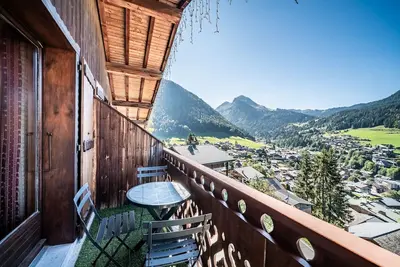 Image de Appartement 'Grand Arnica' avec vue sur la montagne, balcon et Wi-Fi