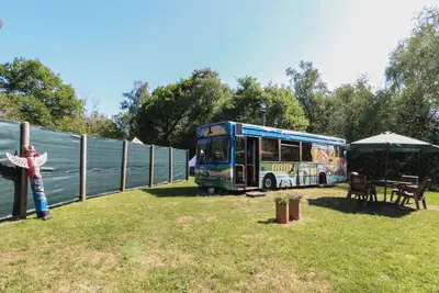 Image de The White Cloud Bus, pet friendly, with open fire in Ipstones