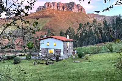 Image de Los Valles: Spectacular cabin in a unique setting