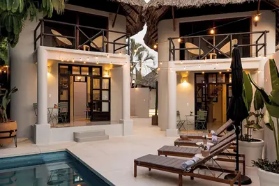 Image de Private Pool, Chic, Step’s from beach in beautiful Puerto Escondido - WiFi, Ac