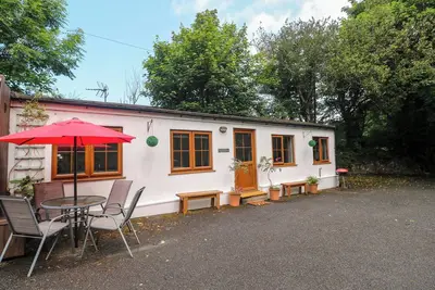 Image de The Cow Shed, romantic, with a garden in Truro