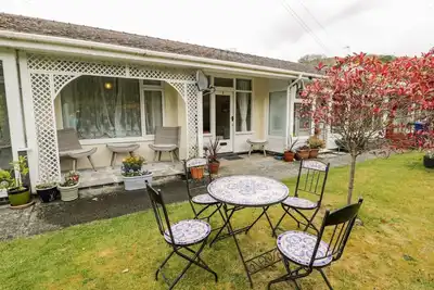 Image de 3 Riverside Bungalows, pet friendly, with a garden in Llanbedr
