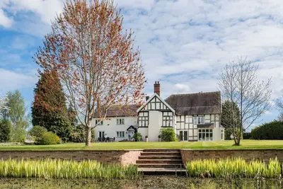 Image de Hall O'Coole, character holiday cottage, with open fire in Wrenbury