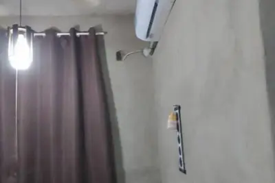 Image de Just Inn. .