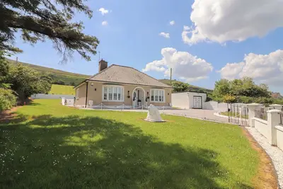 Image de Killelton Cottage, with open fire in Camp, County Kerry