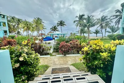 Image de Charming 1-bedroom condo south of San Pedro's town with WiFi, Ac