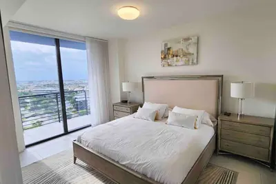 Image de Upscale 2br Stay | Best Location in Downtown Doral