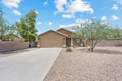 Image de 4-bedroom house near downtown Tucson