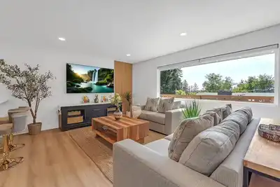 Image de 3-bedroom house in cool Portland with WiFi, Ac. Enjoy your stay