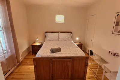 Image de Chez Agathe -appartement douillet-stationnement privé inclus