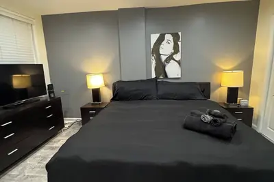 Image de Charming 2-bedroom apartment in fabulous Chicago with Ac