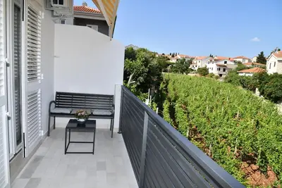 Image de A apartment with terrace, 1 min walk to the beach