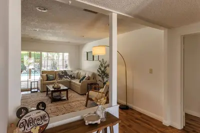 Image de Relax, Unpack, Stay Awhile l 4br Pool Home
