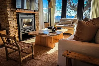 Image de Casa de design ideal para grupos grandes en San Martín de los Andes