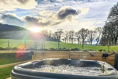 Image de 2 chambres à coucher à Comrie, near Crieff