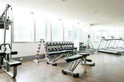 Image de Clean Hotel Vibe with Golf View Loft at the Heart of Bgc