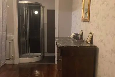 Image de Studio -terrasse à deux minutes de la rivière d'Ain et de sa plage de galets