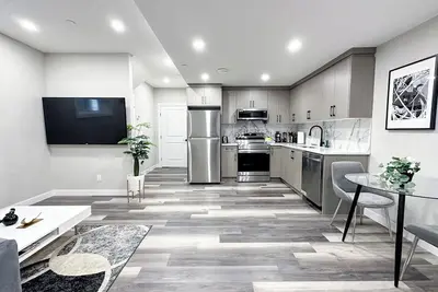 Image de Beautiful Cozy Spacious Suite