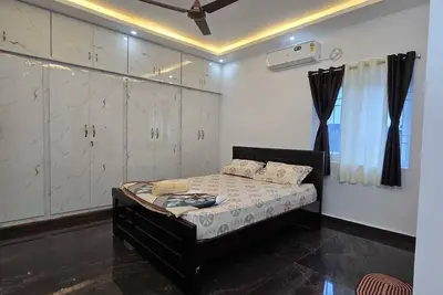 Image de Charming 2-bedroom apartment with WiFi, Ac in marvelous Tirupati Devikrupa Home