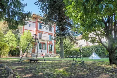 Image de 6½-room detached house with whirlpool and approx. 2, 300 m² plot of land