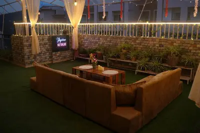 Image de The Mussoorie Glow – Luxury 3bhk with Private Penthouse & hill view