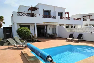 Image de Villa Zinnia - heated pool, aircon, large terrace with sun and shade all day