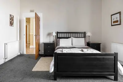 Waterfront Apartment in Port Bannatyne