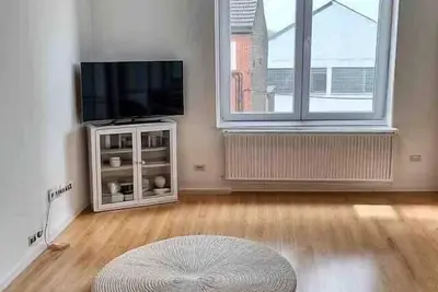 Image de Jumet 242 B Bruxelles-charleroi-airport