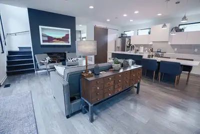 Rooftop Views + Hot Tub, Games & Tunes