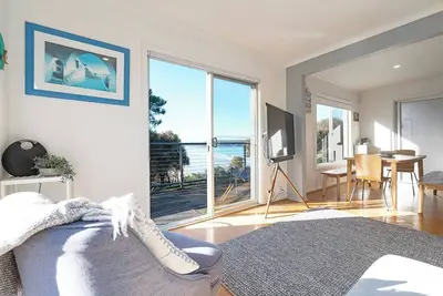 Image de Seascape Cottage Headland Stay near Whale Watching
