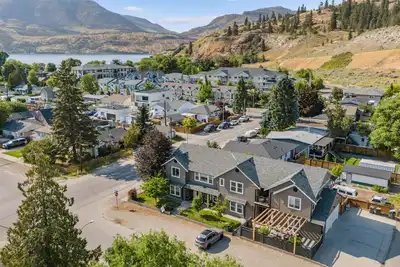 Image de Downtown District & Knox Mountain & 5 min Walk to Beach, Hot Tub & Covered Patio