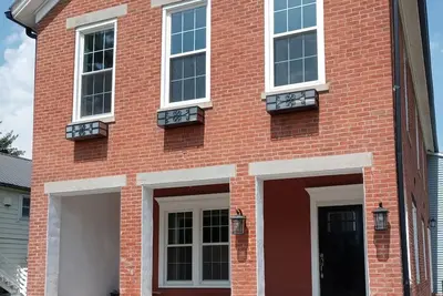 Image de The Historic Tin Shop – A Cozy Retreat in the Heart of Augusta