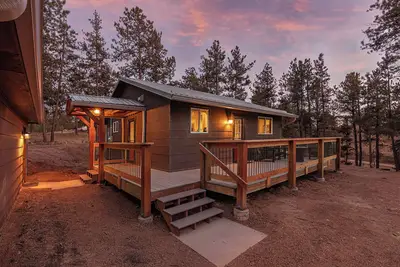 Image de Pet-Friendly Mountain Cabin Near Hiking & Fishing
