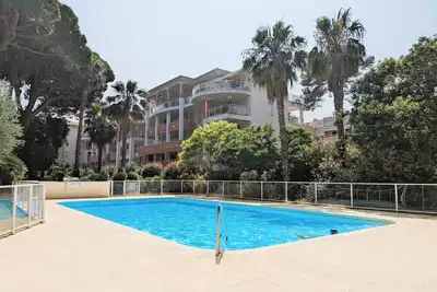 Image de Appartement de 70m² avec piscine à 2 pas du port