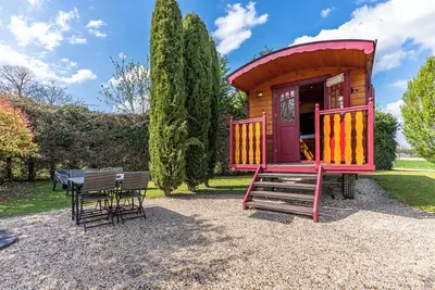 Image de Roulotte au cœur des vignes