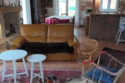 Image de Villa Pieds dans l eau 40m de 2 plages grand jardin arboré chien/chat accepté