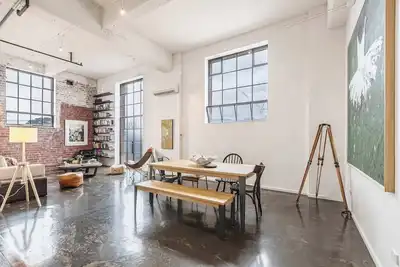 Image de Vaquay Rose & Vine In Fitzroy | Nyc Warehouse Conversion With Gallery Soul