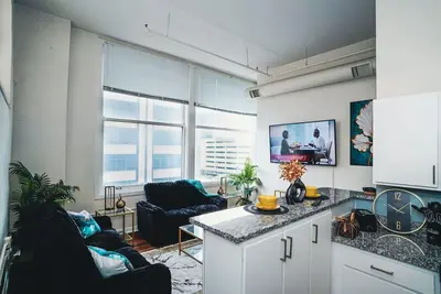 The Grandleaf Suite at Monument Circle