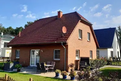 Image de Haus Arkona Summary: