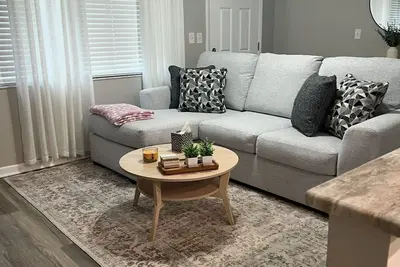 Image de Charming 2-bedroom house with WiFi, Ac in lovely Dunedin.